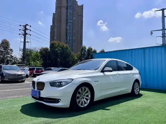 Bmw Bmw 5 Series Gt Bmw 5 Series Gt 2011 535i Xdrive Luxury Model — фото