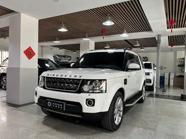Land Rover Discover Discover 2016 3.0 Sc V6 Se — фото