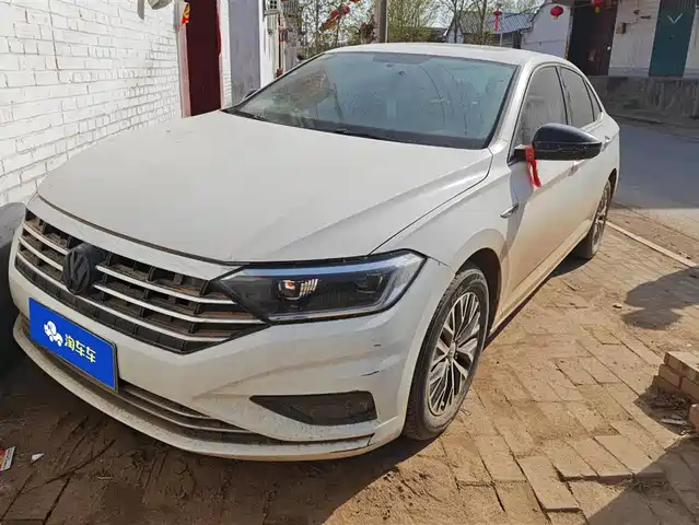 Volkswagen Sagitar Sagitar 2020 200tsi Manual Comfort Model National Vi — фото