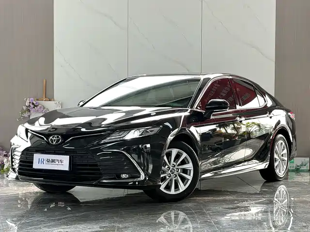 Toyota Camry Camry 2021 2.0g Deluxe Edition — фото