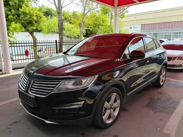 Lincoln Lincoln Mkc Lincoln Mkc 2017 2.0t 2wd Exclusive Edition — фото