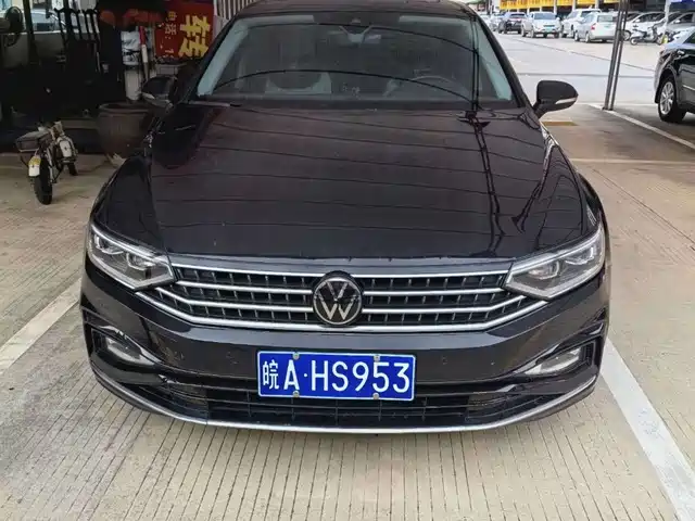 Volkswagen Magotan Magotan 2023 2 Million Commemorative Edition 330tsi Dsg Luxury Model — фото