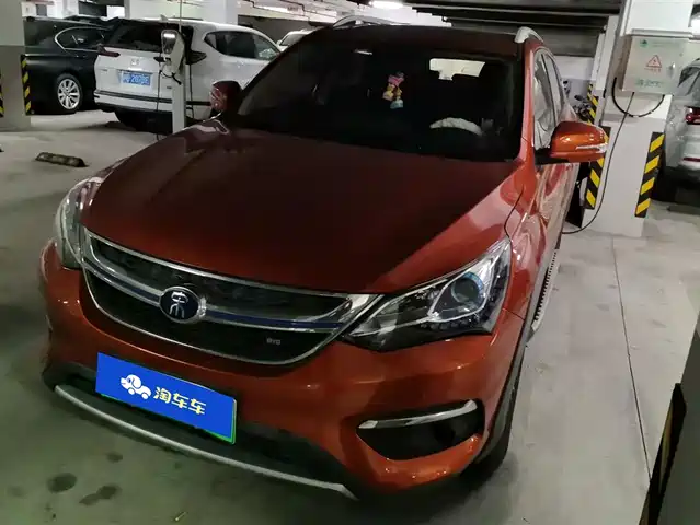 Byd Song New Energy Song New Energy 2017 Song Dm 1.5tid Full-Time Four-Wheel Drive Premium Model