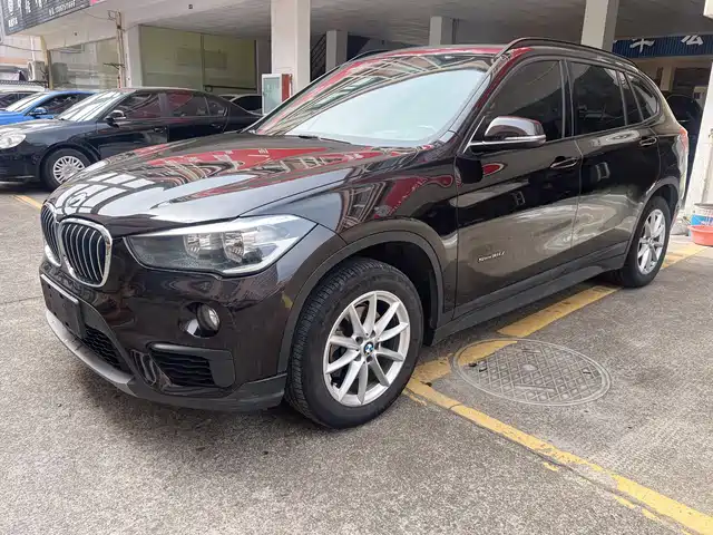 Bmw Bmw X1 Bmw X1 2018 Sdrive18li Fashion Model