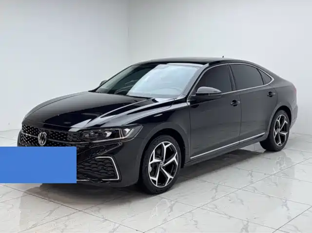 Volkswagen Passat Passat 2025 Outstanding Model 330tsi Starry Sky Elite Edition — фото