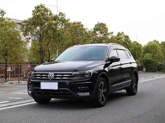 Volkswagen Tiguan L Tiguan L 2017 330tsi Automatic Two-Wheel Drive Flagship Version — фото