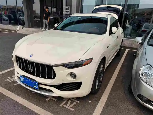Maserati Levante Levante 2016 3.0t Standard Model — фото
