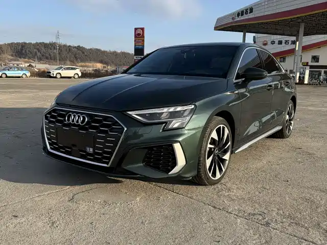 Audi Audi A3 Audi A3 2023 A3l Limousine 35 Tfsi Fashionable And Sporty — фото