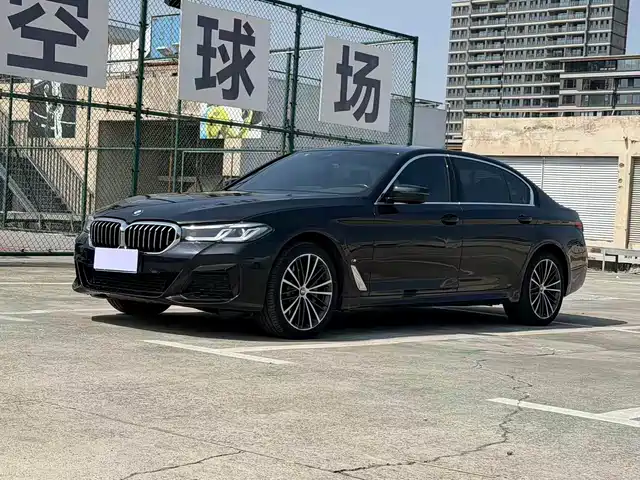 Bmw Bmw 5 Series Bmw 5 Series 2022 530li Leading M Sports Package — фото