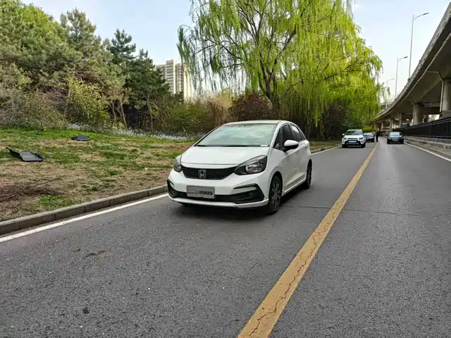Honda Fit Fit 2021 1.5l Cvt Fashion Edition — фото