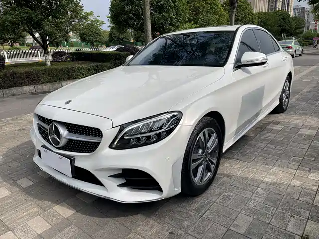 Mercedes-Benz Mercedes Benz C Class Mercedes-Benz C-Class 2019 C 180 L Fashionable Sports Edition — фото
