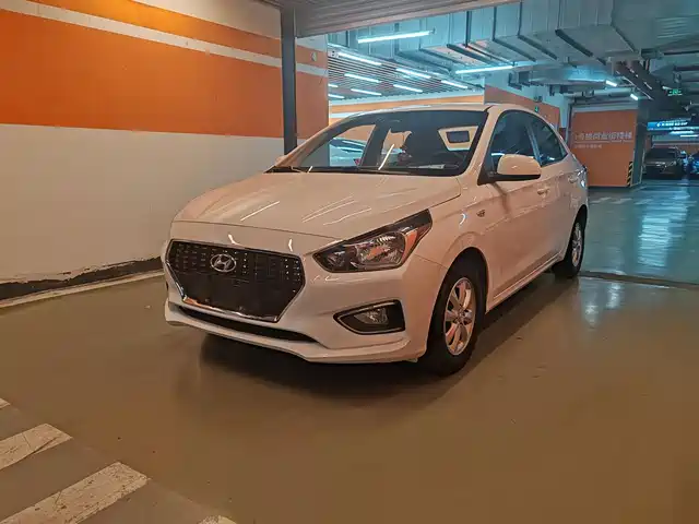Hyundai Reina Rena 2017 1.4L Automatic Yujin Edition National VI