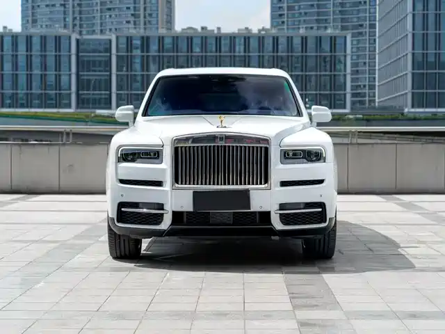 Rolls Royce Cullinan Cullinan 2018 Four-Seat Version