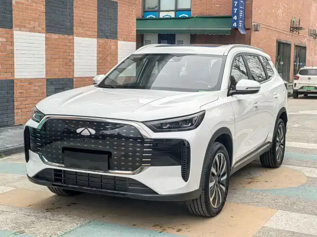 Chery Fengyun Fengyun T8 Fengyun T8 2025 Model 1.5t 130km Comfort Version 7 Seats — фото