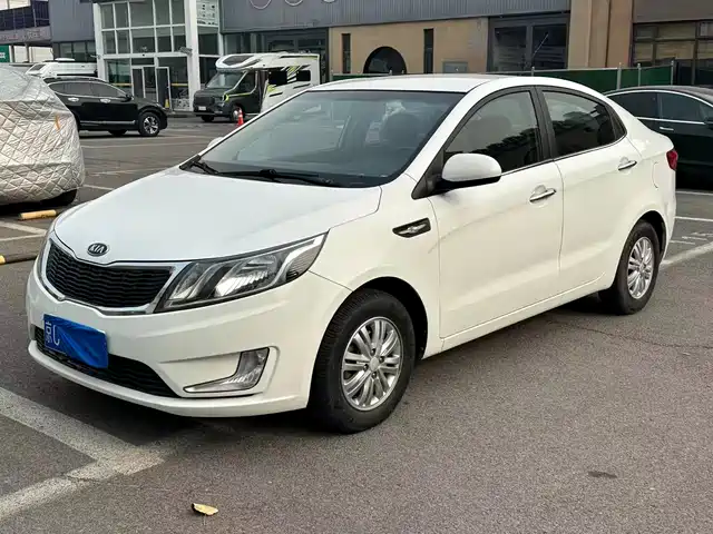 Kia Kia K2 Kia K2 2012 Sedan 1.4l Mt Gls Commemorative Edition — фото