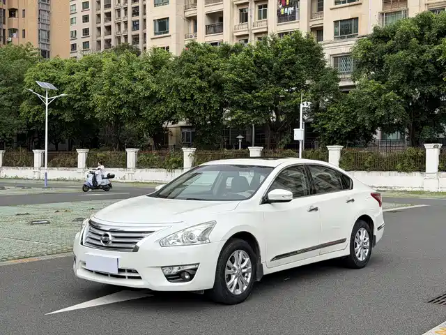 Nissan Sound Of Nature Teana 2013 2.0l Xl Comfort Edition — фото