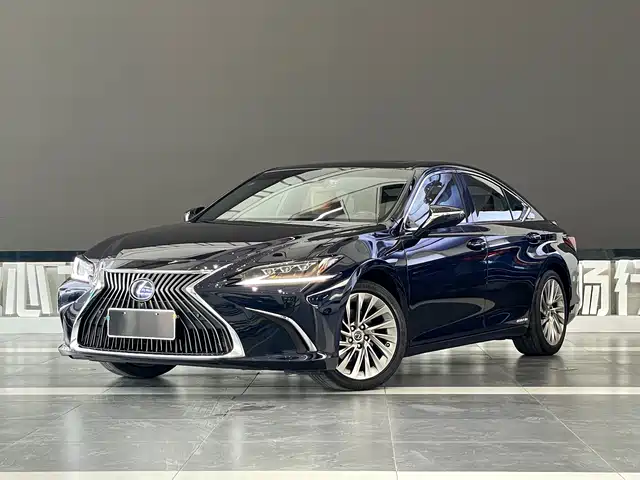 Lexus Lexus Es Lexus Es 2020 300h Executive Edition — фото