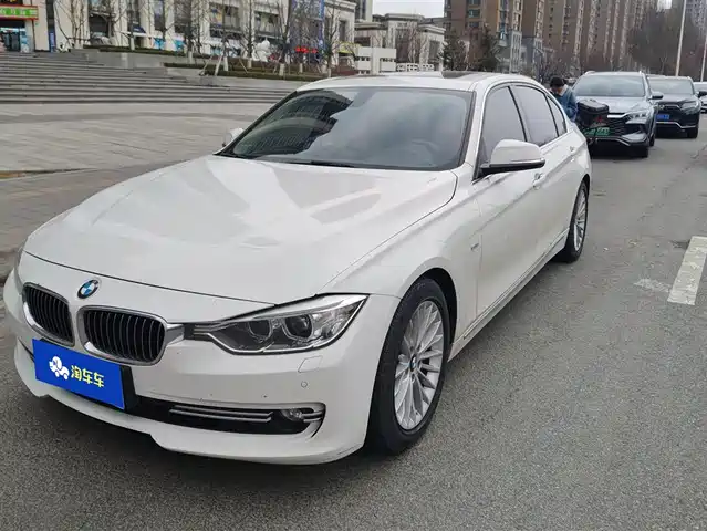 Bmw Bmw 3 Series Bmw 3 Series 2013 320li Luxury Design Package — фото