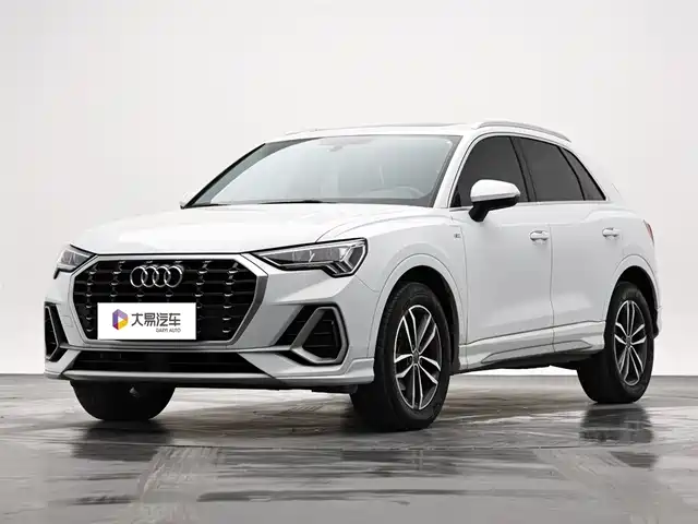 Audi Audi Q3 Audi Q3 2021 35 Tfsi Aggressive And Dynamic — фото