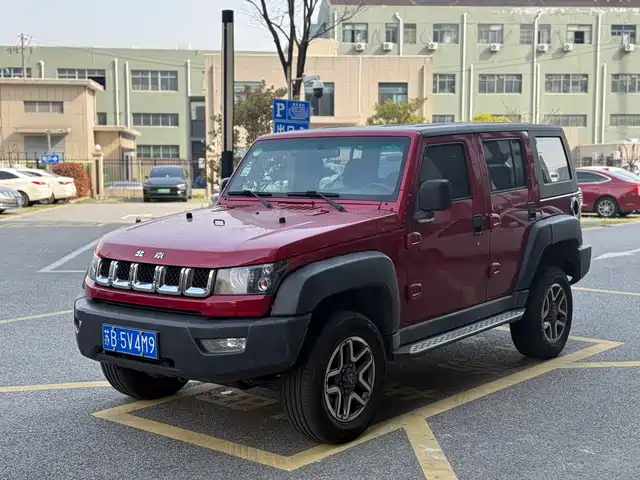 Beijing Cross Country Beijing Off-Road Bj40 Beijing Off-Road Bj40 2016 40l 2.3t Automatic Four-Wheel Drive Exclusive Version