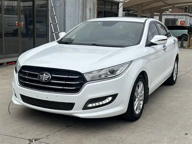 Galloping Pentium B50 Pentium B50 2016 1.4t Automatic Luxury Model