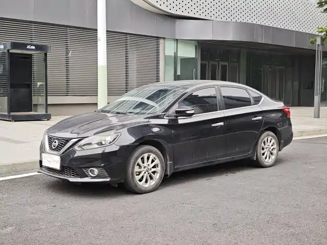 Nissan Sylphy Sylphy 2018 1.6xv Cvt Exclusive Edition — фото
