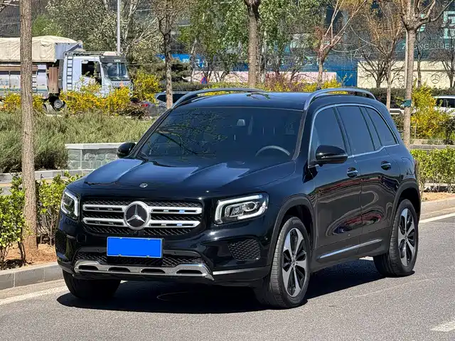 Mercedes-Benz Mercedes-Benz Glb Mercedes-Benz Glb 2021 Glb 200 Fashion Model