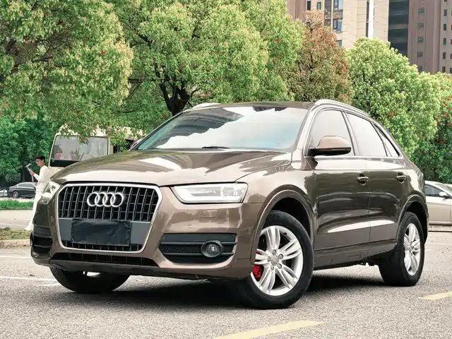 Audi Audi Q3 Audi Q3 2013 35 Tfsi Quattro Technology — фото