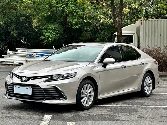 Toyota Camry Camry 2021 2.0g Deluxe Edition — фото