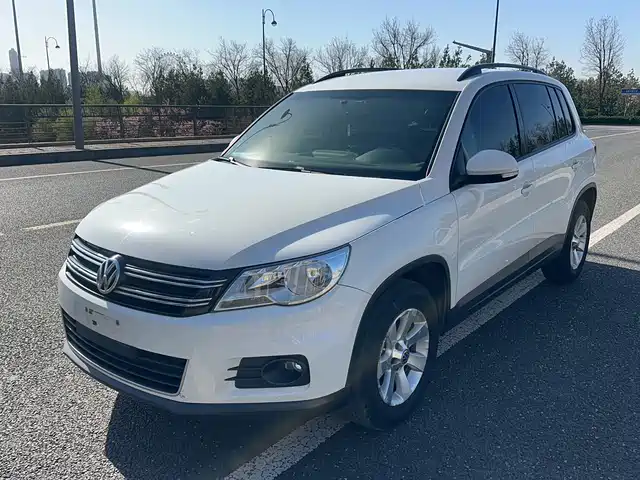 Volkswagen Tiguan Tiguan 2012 1.8tsi Automatic Four-Wheel Drive Fashion Version — фото