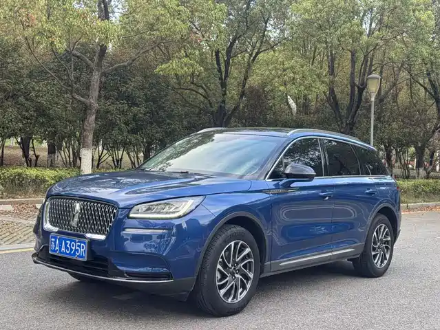 Lincoln Adventurer Adventurer 2022 2.0t Two-Wheel Drive Exclusive Edition — фото
