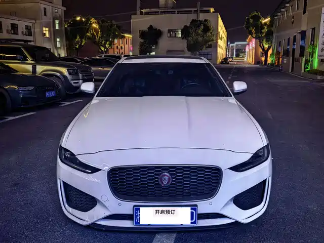 Jaguar Jaguar Xel Jaguar Xel 2024 2.0t 250ps R-Dynamic S Aggressive Sports Version — фото