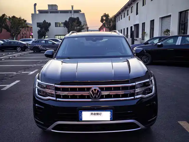 Volkswagen Tuang Touron 2023 380tsi Four-Wheel Drive Luxury Version — фото