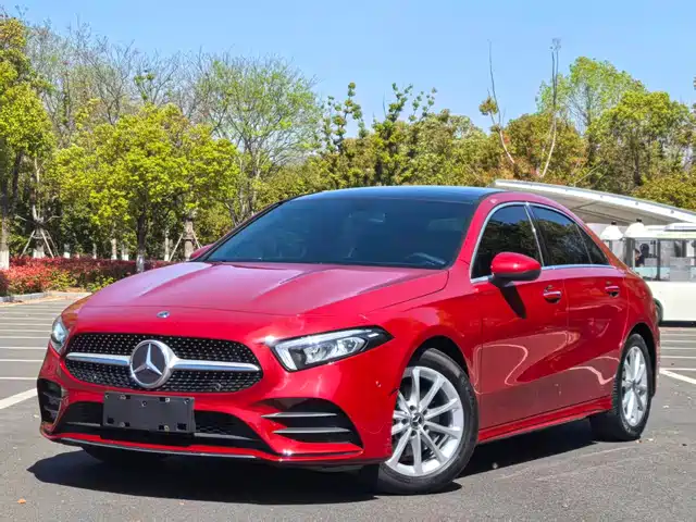 Mercedes-Benz Mercedes Benz A Class Mercedes-Benz A-Class 2020 A 200 L Sports Sedan — фото