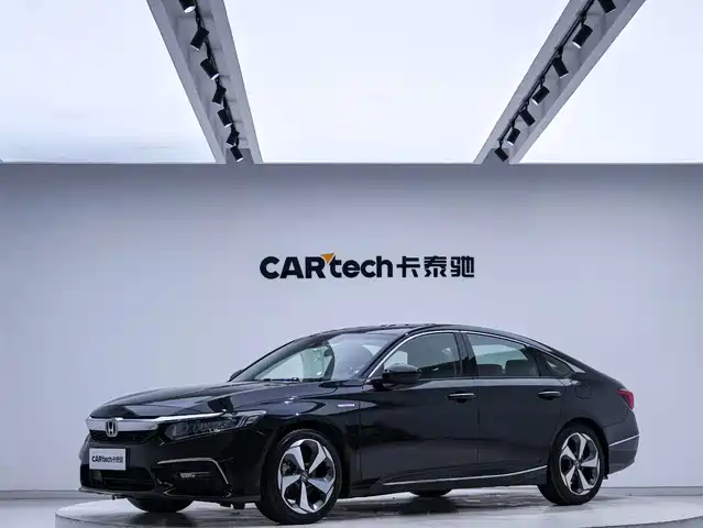 Honda Yingshipai Yingshipai 2019 Rui·Hybrid 2.0l Pure Vietnam Edition National Vi — фото