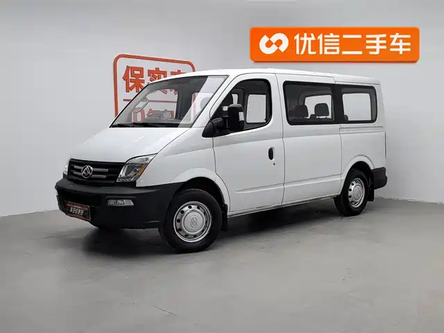 Saic Maxus Xintu V80 Xintu V80 2019 2.5T classic 6-speed manual Aoyuntong modified short-axle ultra-low roof 5/6 seats
