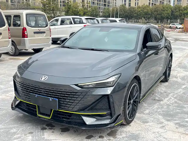 Chang'An Changan Uni-V Changan Uni-V 2023 1.5t Sports Version
