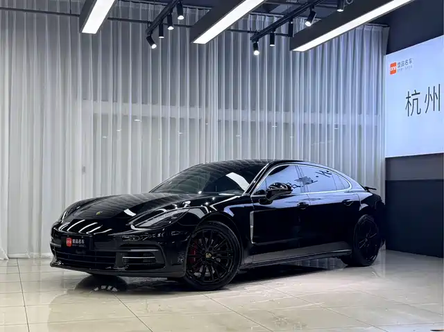 Porsche Panamera Panamera 2019 Panamera Executive Extended Edition 2.9t — фото