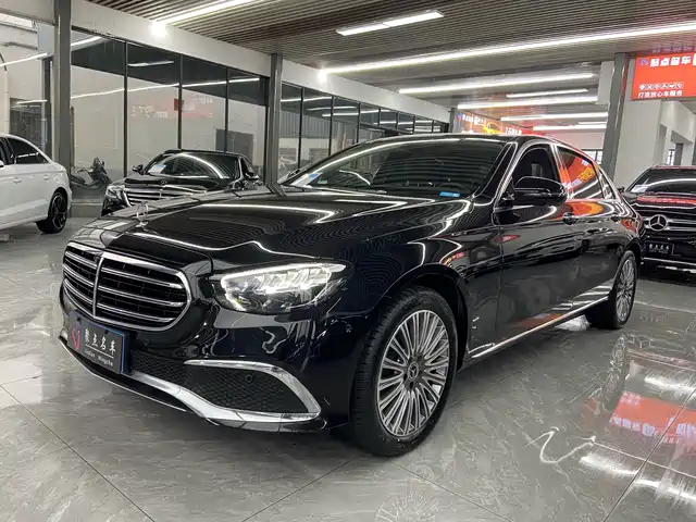 Mercedes-Benz Mercedes-Benz E-Class Mercedes-Benz E-Class 2024 Facelift E 300 L Luxury Model — фото