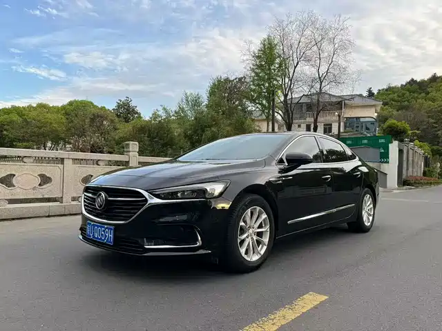 Buick Lacrosse Lacrosse 2022 552t Luxury Model — фото