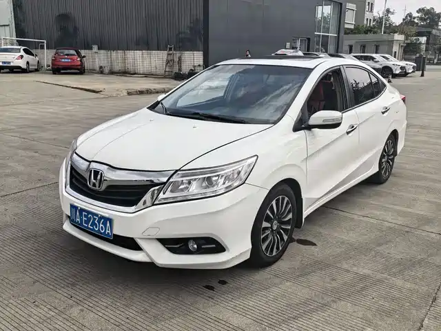 Honda Lingpai Lingpai 2013 1.8l Automatic Luxury Version — фото