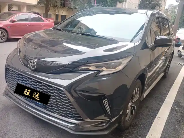 Toyota Gravia Grevia 2024 2.5l Hybrid Luxury Edition — фото
