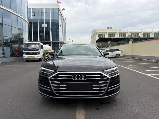 Audi Audi A8 Audi A8 2022 A8l 50 Tfsi Quattro Comfort Collection Edition — фото