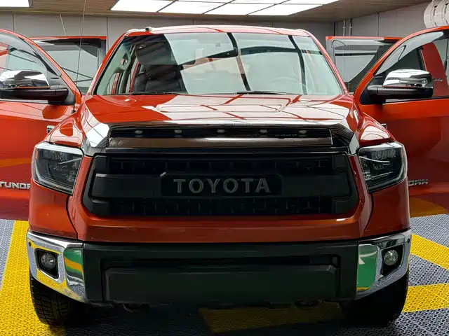 Toyota Smooth Road Tundra 2014 5.7l Trd Pro — фото
