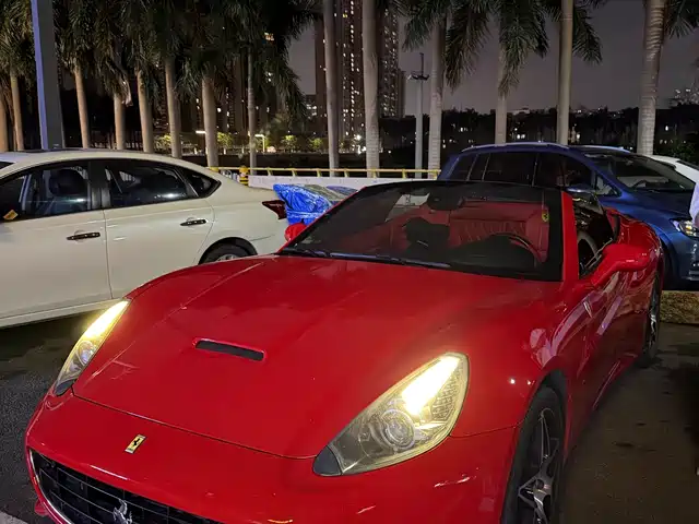 Ferrari California T California T 2009 4.3l Standard Model