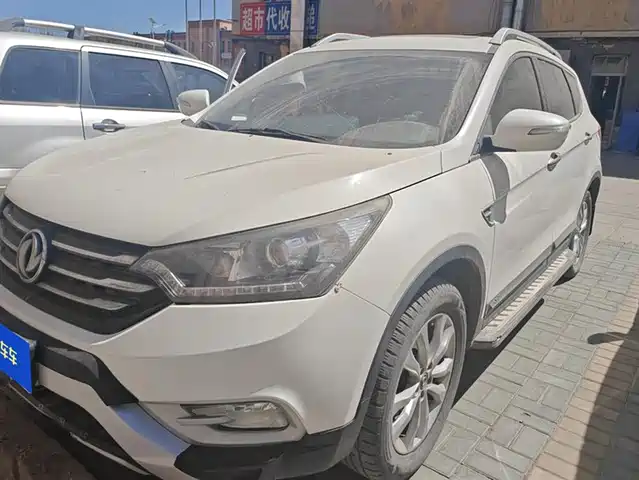 Dongfeng Fengshen Dongfeng Fengshen Ax7 Dongfeng Fengshen Ax7 2015 2.0l Manual Smart Model — фото