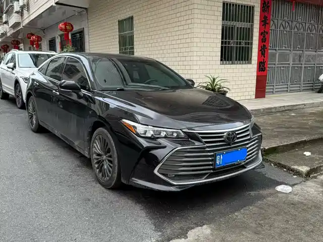 Toyota Asian Dragon Asia Dragon 2019 2.0l Xle Exclusive Edition National Vi — фото