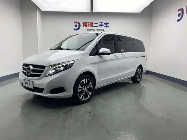 Mercedes-Benz Mercedes Benz V Class Mercedes-Benz V-Class 2016 V 260 Pilot Edition — фото
