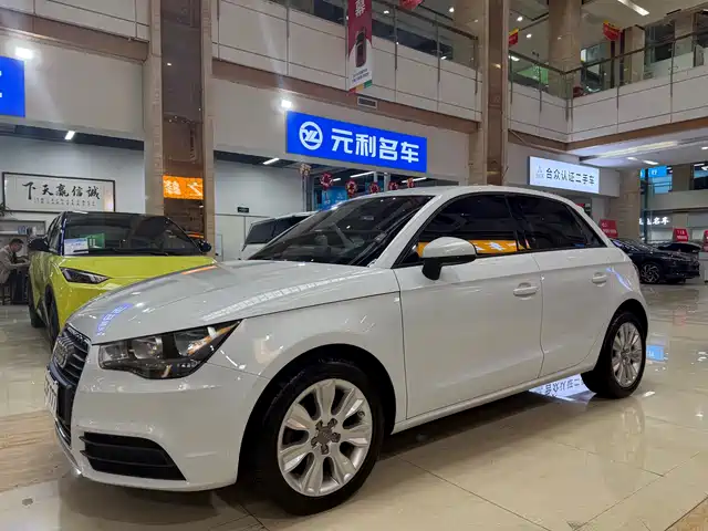 Audi Audi A1 Audi A1 2014 30 Tfsi Sportback Fashionable
