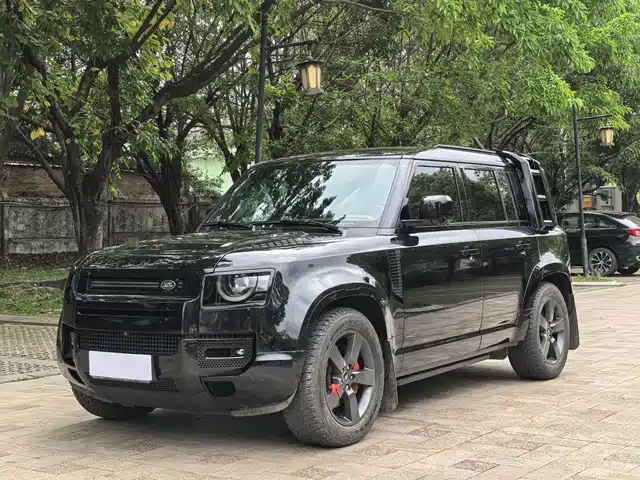 Land Rover Land Rover Defender Land Rover Defender 2023 Facelift 110 3.0t P400 X